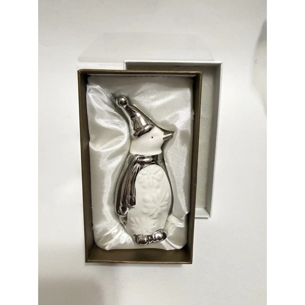 PIER 1 FIGURE or ORNAMENT ~ PENGUIN ~ SILVER & WHITE ~ CERAMIC *EUC